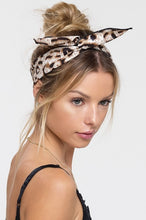 Load image into Gallery viewer, Twist Tie Leopard Print Hair Band