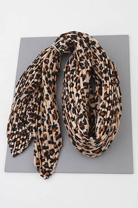 The Fashionable Scarf in Leopard Print