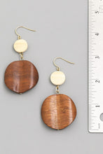 Load image into Gallery viewer, Elegant Woodland Earring