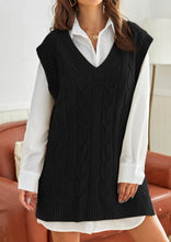 Load image into Gallery viewer, Penelope&#39;s Classic Vest