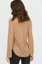 Load image into Gallery viewer, The Camel Basic Long Sleeve