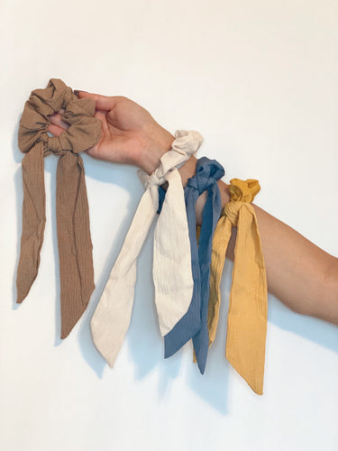 The Cute Knot Scrunchie